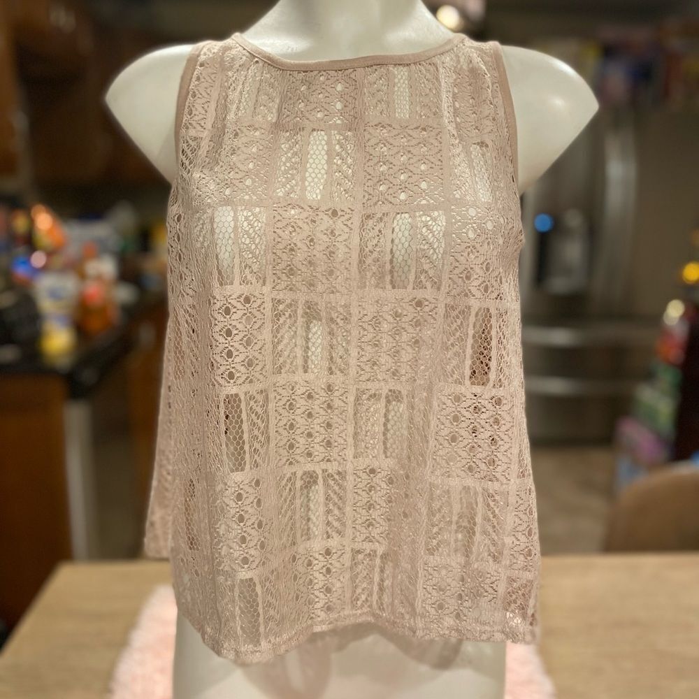 A New Day Rose Blush Patchwork Lace Sleeveless Crop Top Women’s Small